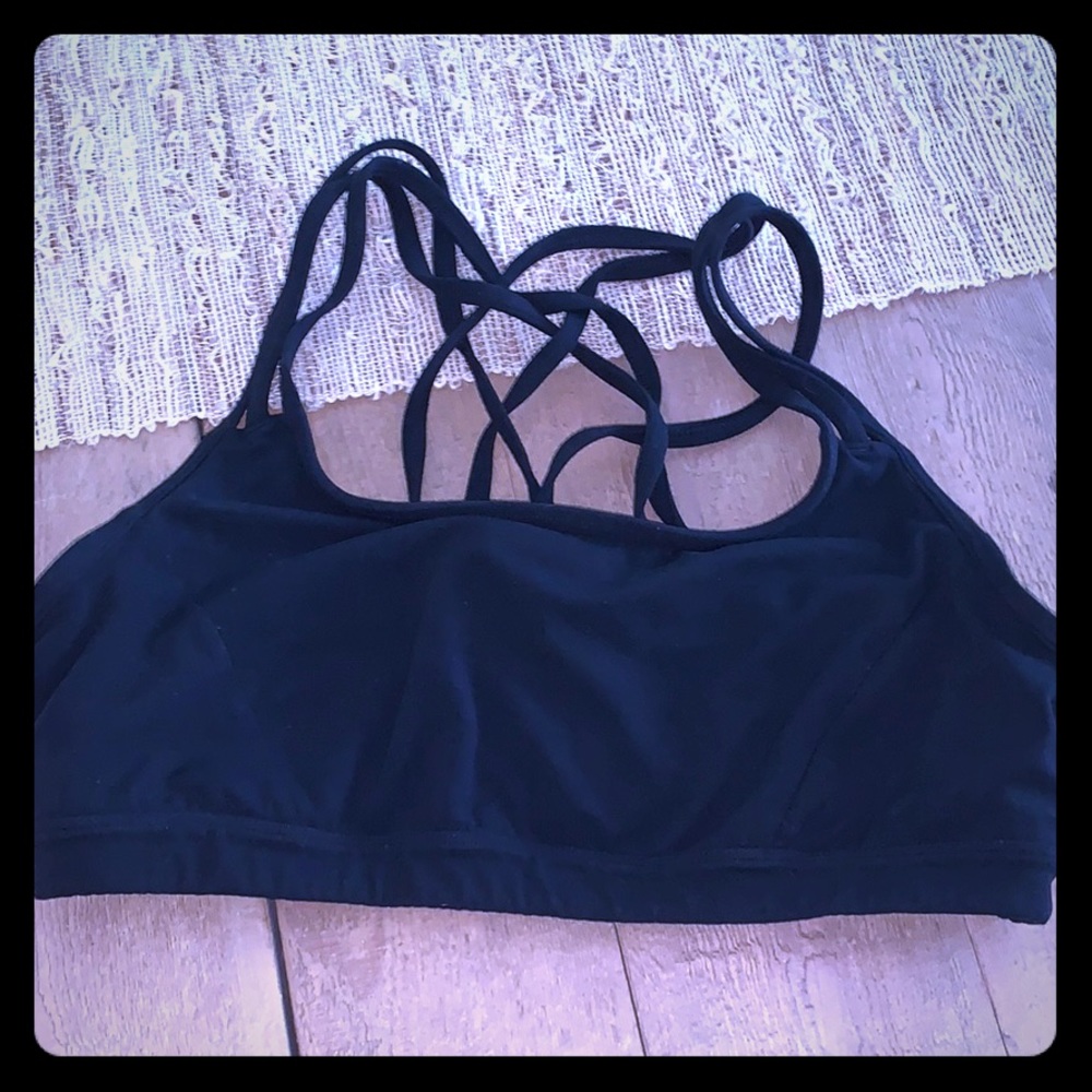 Athleta Powervita sports bra size medium